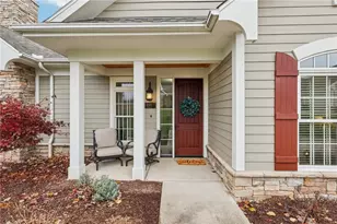 2002 Deacon Dr, Unity Township, PA 15650 - Photo 4