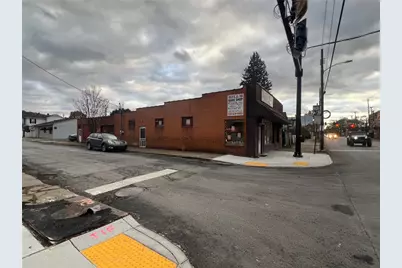 228 N Liberty St, New Castle, PA 16102 - Photo 6