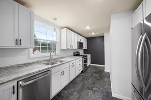 108 Golf Ave, Ellport Boro, PA 16117 - Photo 14