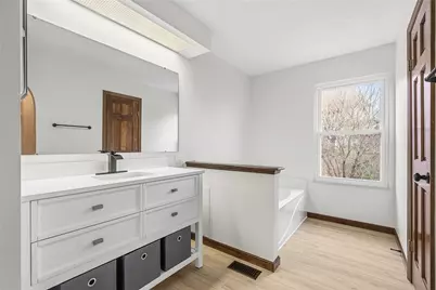 449 Shelbourne Dr, Pittsburgh, PA 15239 - Photo 24