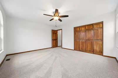 449 Shelbourne Dr, Pittsburgh, PA 15239 - Photo 28