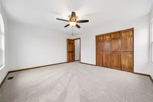 449 Shelbourne Dr, Pittsburgh, PA 15239 - Photo 28