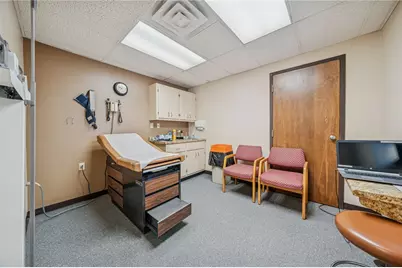 985 Penn St, Brackenridge, PA 15014 - Photo 8