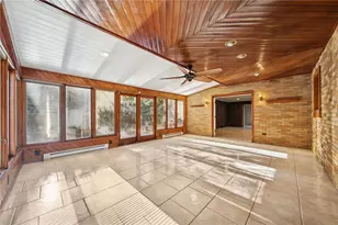 710 Florida Ave, Jeannette, PA 15644 - Photo 18