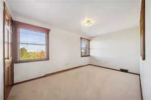 710 Florida Ave, Jeannette, PA 15644 - Photo 24