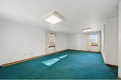 710 Florida Avenue, Jeannette, PA 15644 - Photo 20