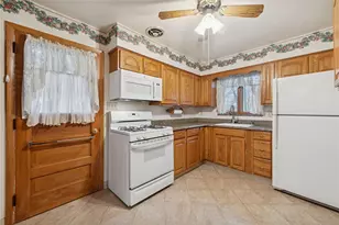 4186 Finleyville Elrama Rd, Finleyville, PA 15332 - Photo 10