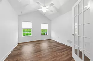 400 Spring Valley Dr, Jackson Township, PA 16063 - Photo 14