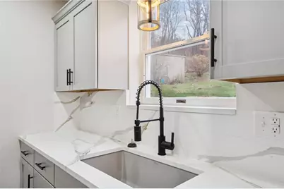 601 Milltown Rd, Pittsburgh, PA 15068 - Photo 14