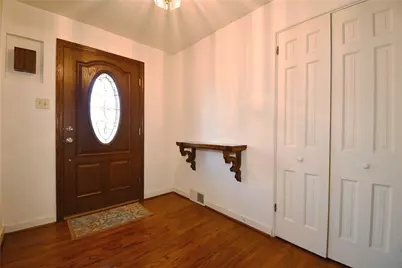 86 Country Club Dr, Pittsburgh, PA 15241 - Photo 2