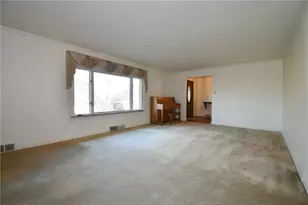 86 Country Club Dr, Pittsburgh, PA 15241 - Photo 6