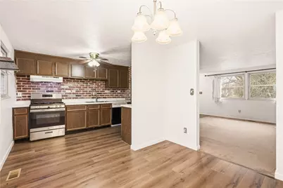 1425 Swede Hill Rd, Hempfield Township, PA 15601 - Photo 10