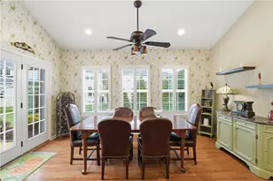 1405 Cambridge Dr, Collier Township, PA 15142 - Photo 6