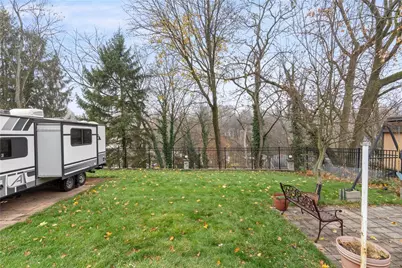 485 Milbeth Dr, Pittsburgh, PA 15228 - Photo 18
