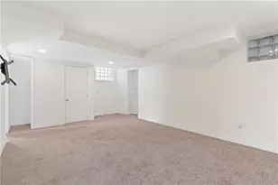 1761 Bower Hill Rd, Scott Township, PA 15243 - Photo 32