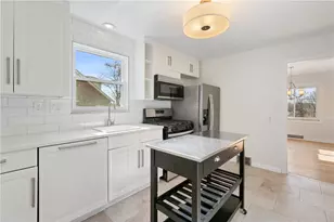 1761 Bower Hill Rd, Scott Township, PA 15243 - Photo 20