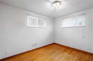 1731 Hollyrood Rd, Pittsburgh, PA 15227 - Photo 14