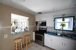 1810 Pennsylvania Ave, Irwin, PA 15642 - Photo 12