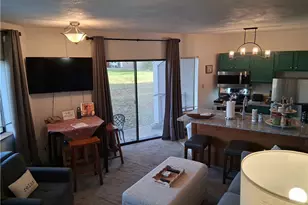 1110 Forbes Ln, Hidden Valley, PA 15502 - Photo 6