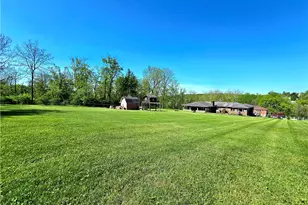 2977 Clay Pike, Sewickley Township, PA 15678 - Photo 32