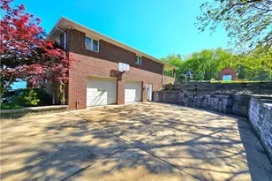 2977 Clay Pike, Sewickley Township, PA 15678 - Photo 4