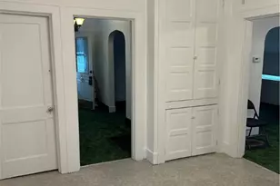 215 Cherry Ave, Houston, PA 15342 - Photo 8