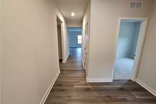 125 Black Oak Ln, South Strabane, PA 15301 - Photo 14