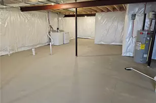 125 Black Oak Ln, South Strabane, PA 15301 - Photo 18