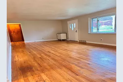 3541 Wallace Dr, Pittsburgh, PA 15227 - Photo 10