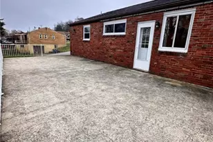 3541 Wallace Dr, Pittsburgh, PA 15227 - Photo 42