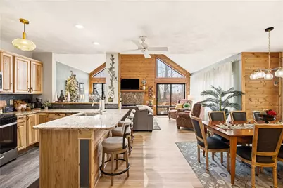 1752 Greenfield Dr, Hidden Valley, PA 15502 - Photo 8