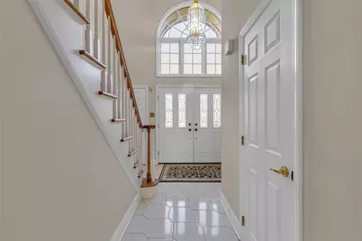 132 Post Oak Dr, Chippewa Township, PA 15010 - Photo 2
