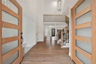 10492 Olde Villa Dr, Pittsburgh, PA 15044 - Photo 6