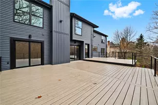 10492 Olde Villa Dr, Pittsburgh, PA 15044 - Photo 36