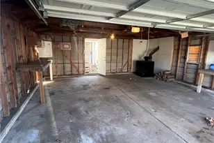 219 N Crawford Ave, New Castle, PA 16101 - Photo 24