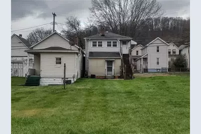 721-723-725 Lawrence Ave, Ellwood City, PA 16117 - Photo 4