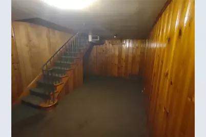 721-723-725 Lawrence Ave, Ellwood City, PA 16117 - Photo 16