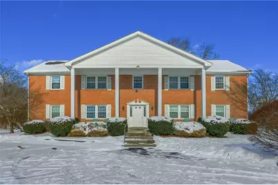 315 Maidenblush Dr, Wilmington Township, PA 16142 - Photo 1