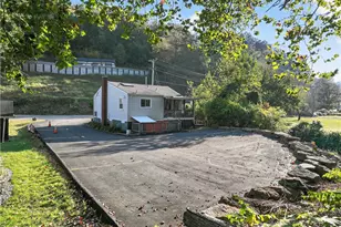 2614 Lincoln Way, White Oak, PA 15131 - Photo 6