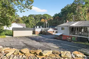 2614 Lincoln Way, White Oak, PA 15131 - Photo 8