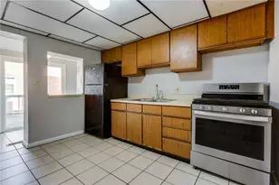 1202 Woodland Ave, Marshall Shadeland, PA 15212 - Photo 16