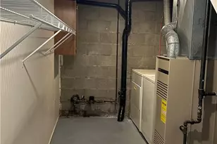 201 Kendall Ln, Bethel Park, PA 15102 - Photo 26