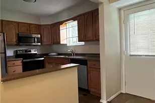 201 Kendall Ln, Bethel Park, PA 15102 - Photo 6