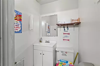 705 E Warrington Ave, Pittsburgh, PA 15210 - Photo 26