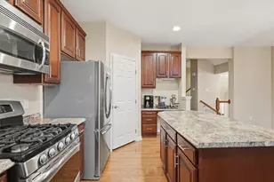 220 Hounslow Rd, Cranberry Township, PA 16066 - Photo 8