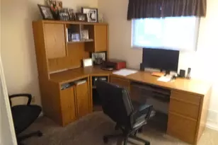 133 E Pinto Dr, Pittsburgh, PA 15239 - Photo 16