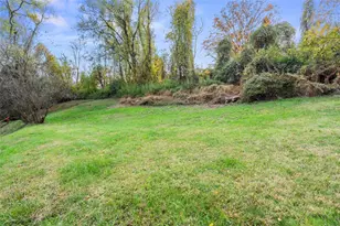 429 Elwood Dr, Wilkins Township, PA 15235 - Photo 26