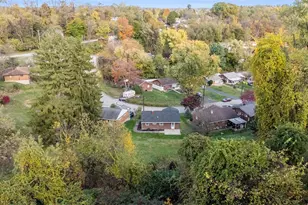 429 Elwood Dr, Wilkins Township, PA 15235 - Photo 28