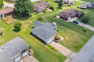 90 Veltri Dr, Canton Township, PA 15301 - Photo 8