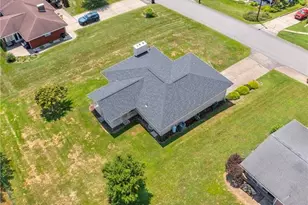 90 Veltri Dr, Canton Township, PA 15301 - Photo 12